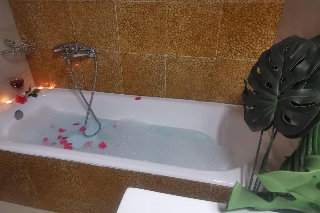 Athens Paradise Cozy 53 Sqm Apartament Near To Metro Buitenkant foto