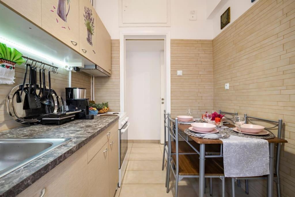 Athens Paradise Cozy 53 Sqm Apartament Near To Metro Buitenkant foto